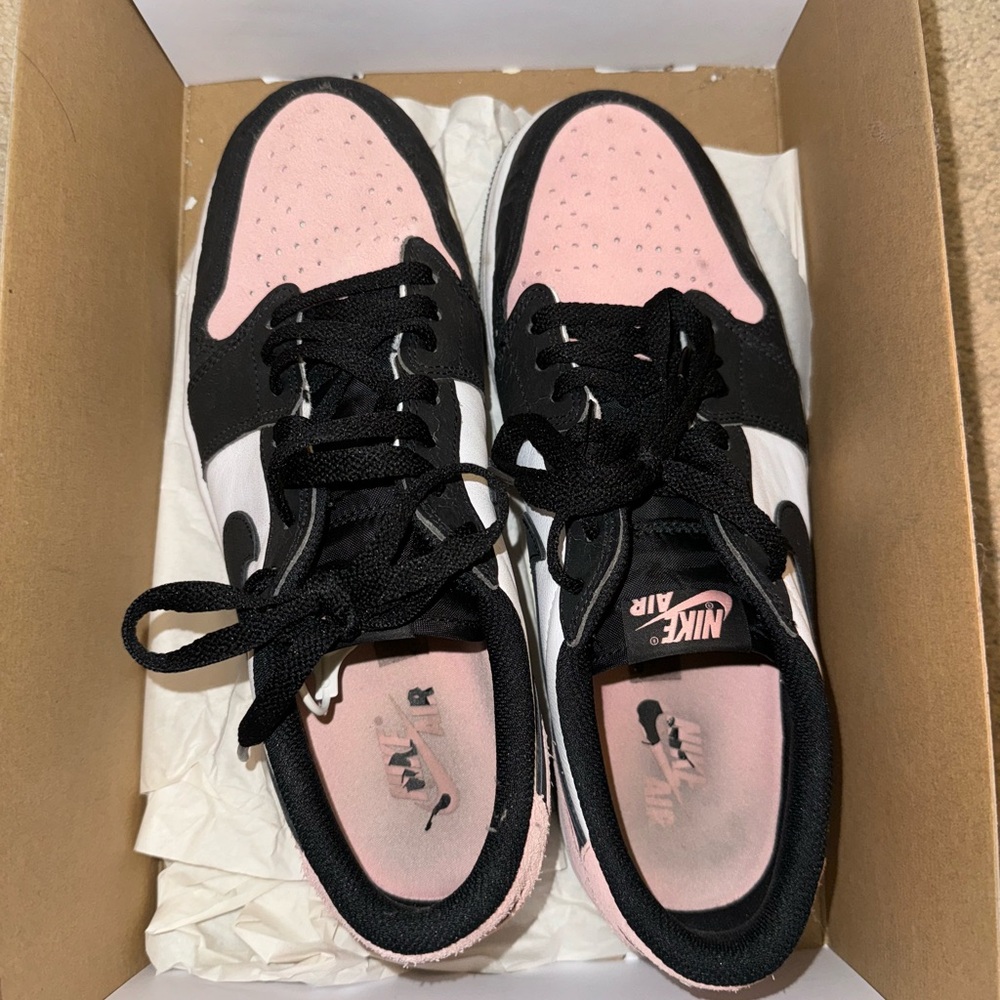 Men’s bleached coral Jordan 1 lows